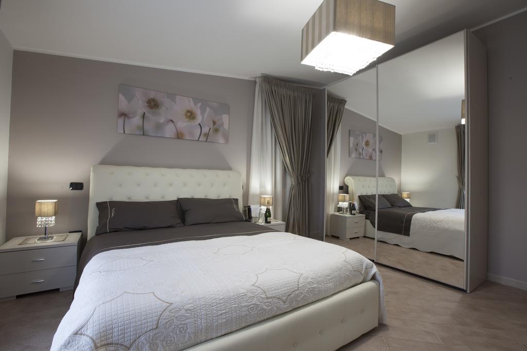 Amira Luxury Apartments Santa Maria Capua Vetere Exterior foto